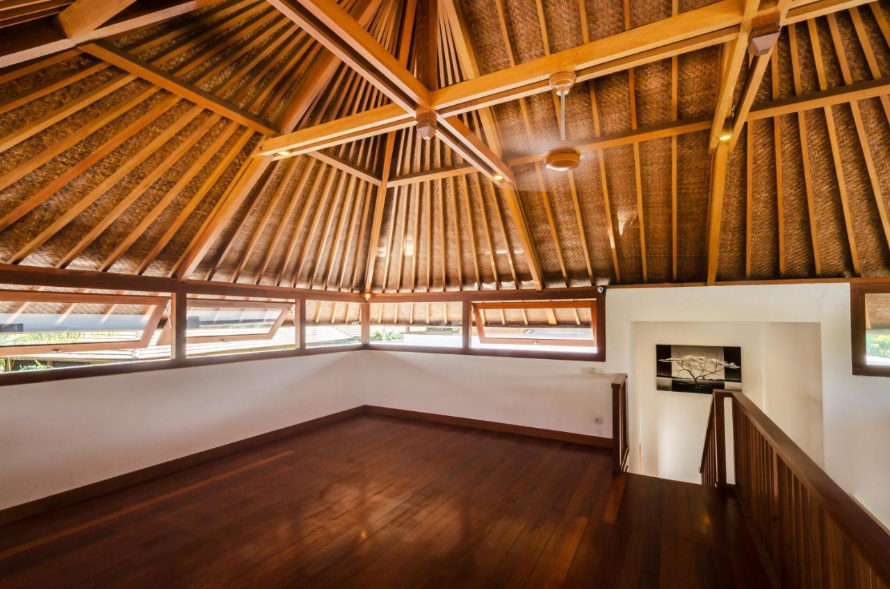 Bale Gede Luxury Villas Seminyak Pokoj fotografie